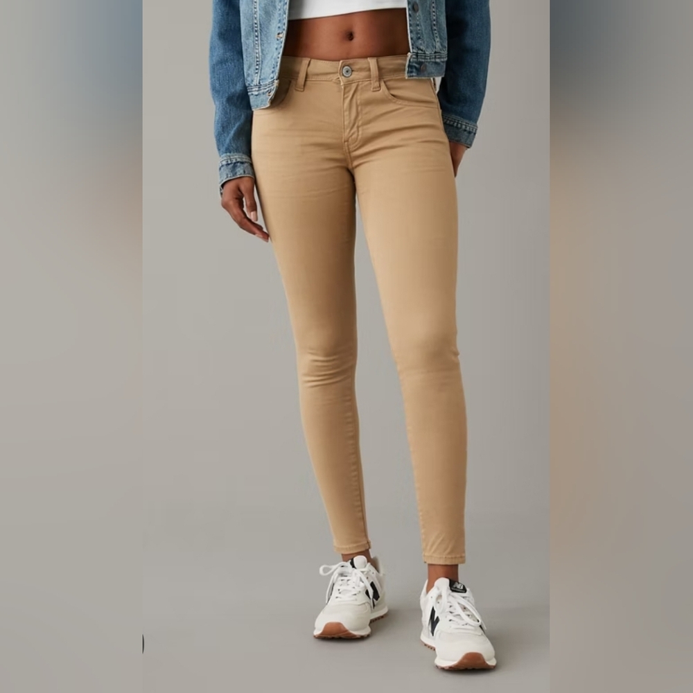 NWT American Eagle Khaki Super Stretch Jeggings Size 12 Jeans Bottoms Preppy